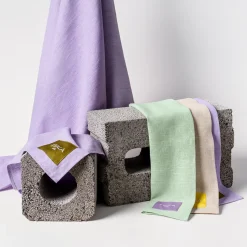 Kökstextilier*IITTALA Bordduk 135x250cm Lila-oliv