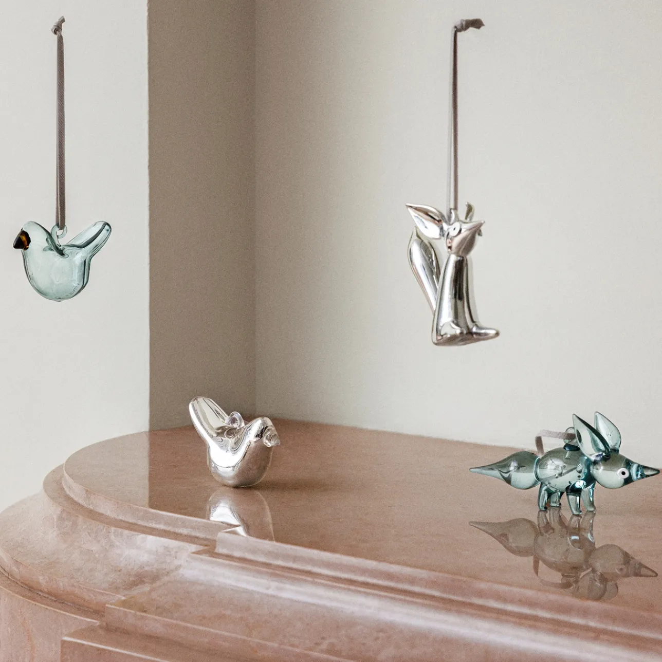 Glasdekoration*IITTALA Glasdekoration sittande 80 spegel