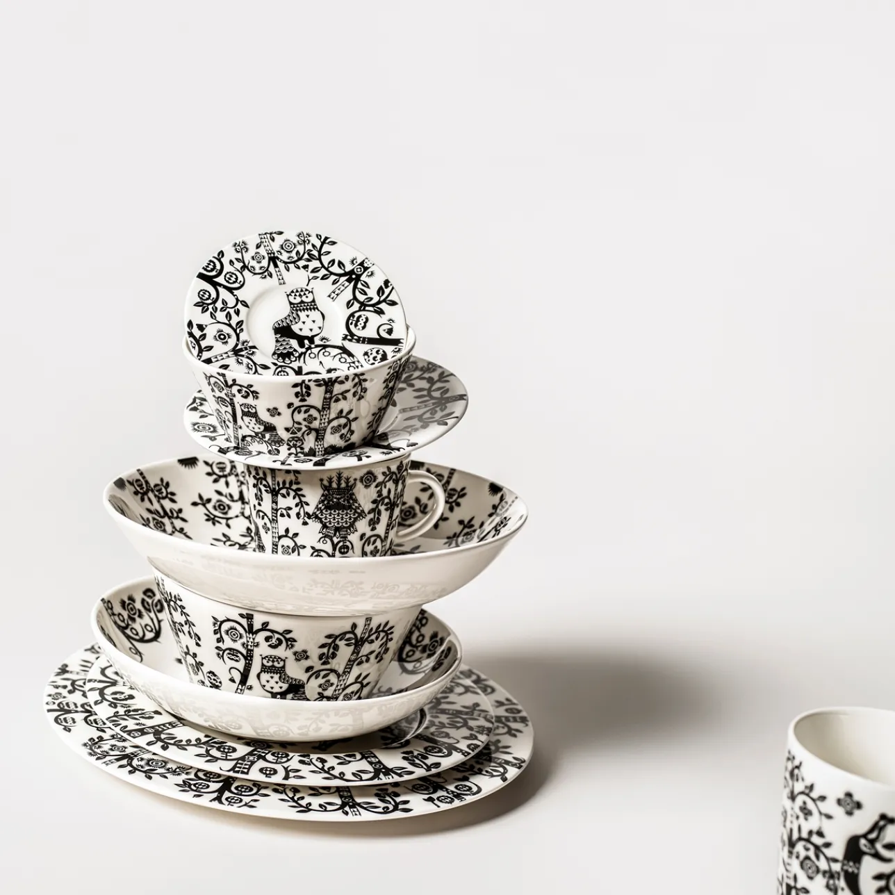 Muggar Och Koppar*IITTALA Kaffe/cappuccinokopp 0,2L & fat 15cm svart