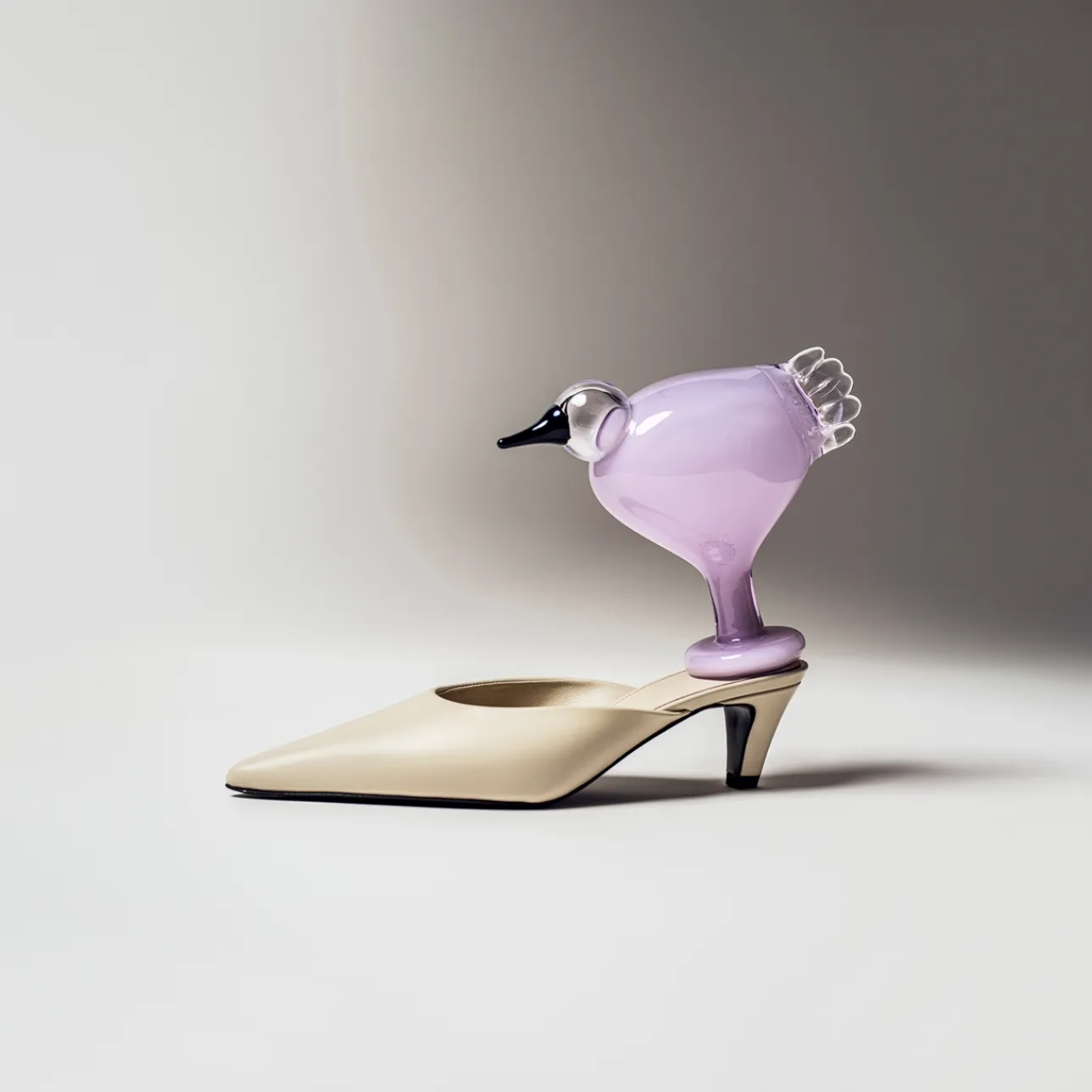 Birds By Toikka|Konstföremål*IITTALA Leppäinen 190x165mm Ljus lila