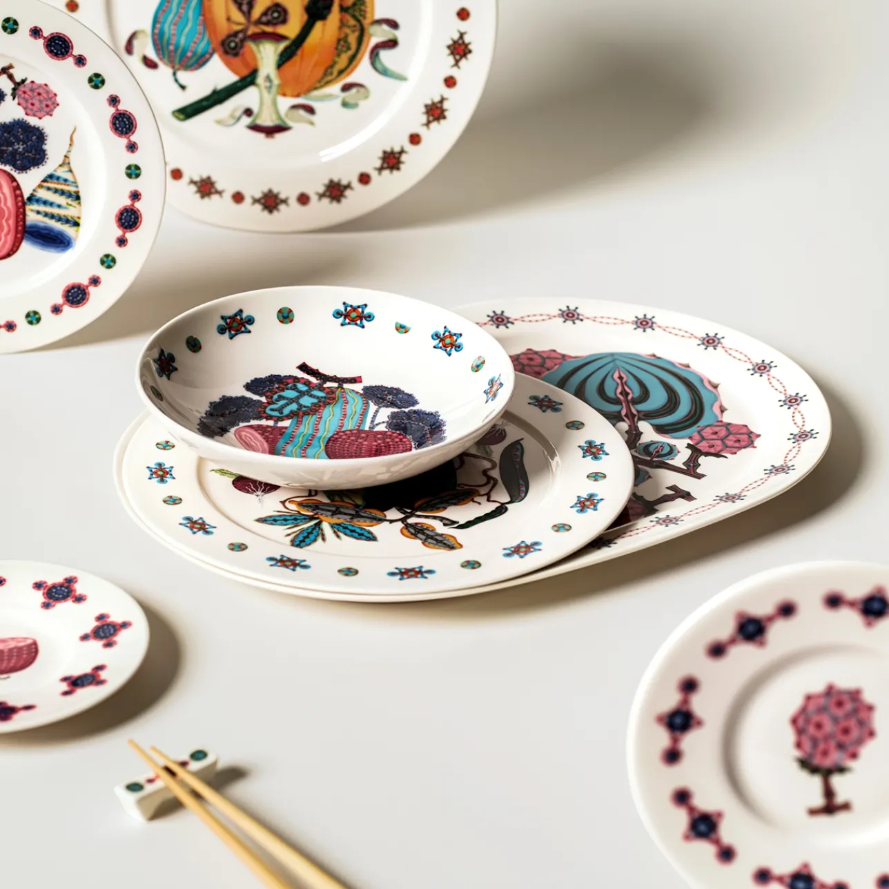 Serveringsbrickor Och Uppläggningsfat*IITTALA Serveringsfat 41cm oval Sato