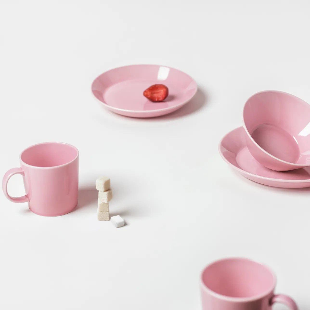 Tallrikar*IITTALA Tallrik 17cm Svart