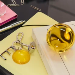 Accessoarer*IITTALA Väsksmycke solfångare glas 5cm eldröd